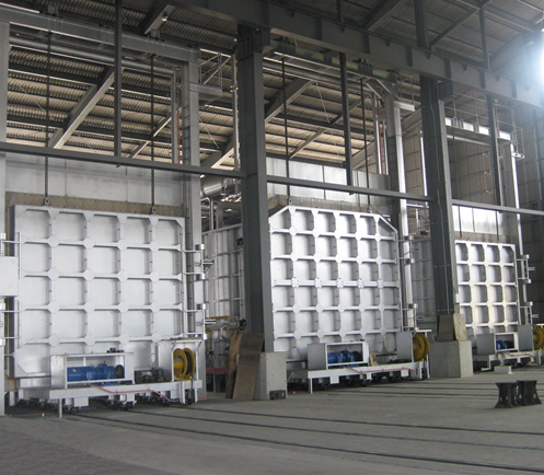 Large-scale Car-bottom type heat treatment furnace